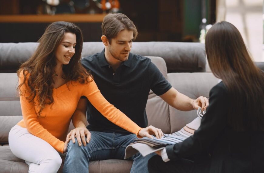 Separating Fact from Fiction: Common Couples Therapy Myths Every Partner Should Know